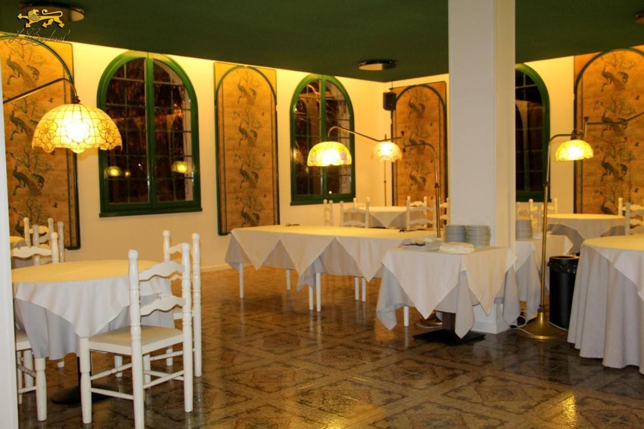 Hotel Le Cardinal Бастилья Экстерьер фото